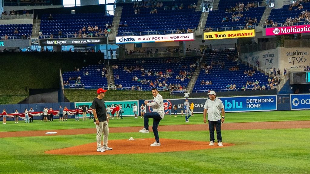 Promocionan Republica Dominicana en juego de los Miami Marlins