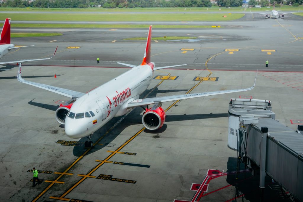 Avianca anuncia vuelos diarios a Montevideo y Asunción